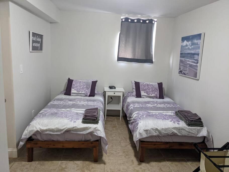 Brighton Sleeps 3 - Steps To Bus Line Apartment Boston