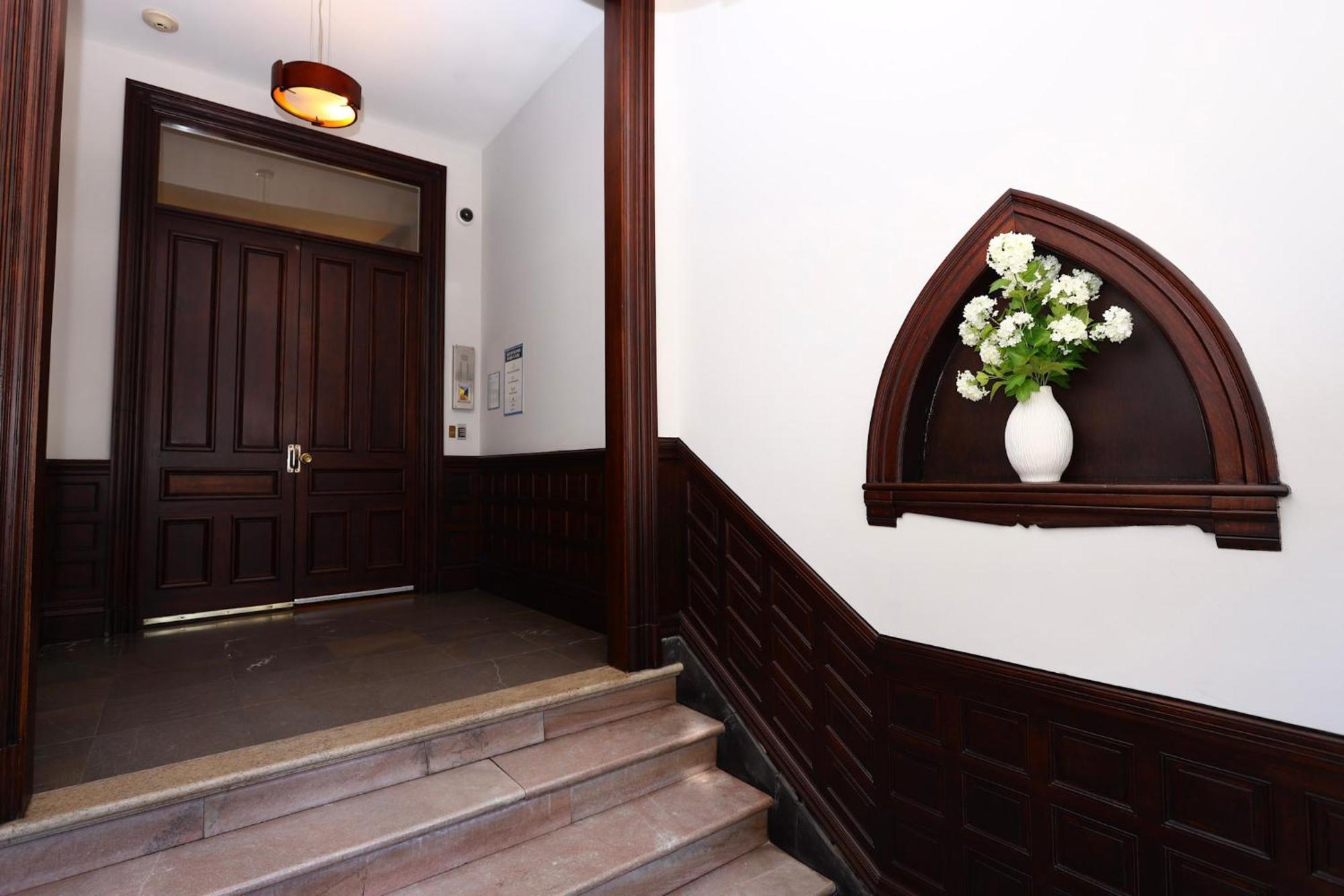 Large Stylish Newbury Street W/ Kitchen Apartamento Boston