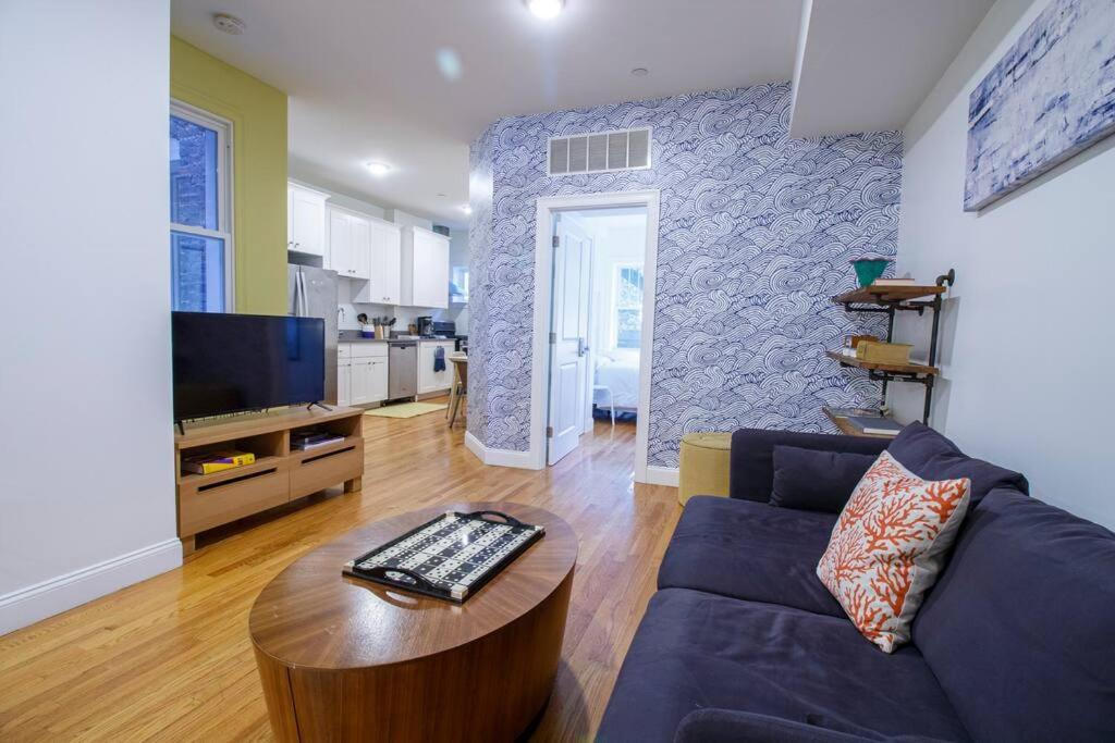 Apartamento 4br 1,5bh Sunny Apt In Roxbury *