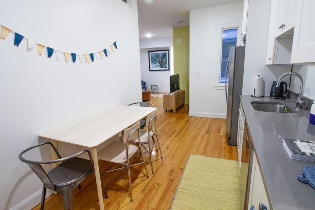4br 1,5bh Sunny Apt In Roxbury Apartamento Boston