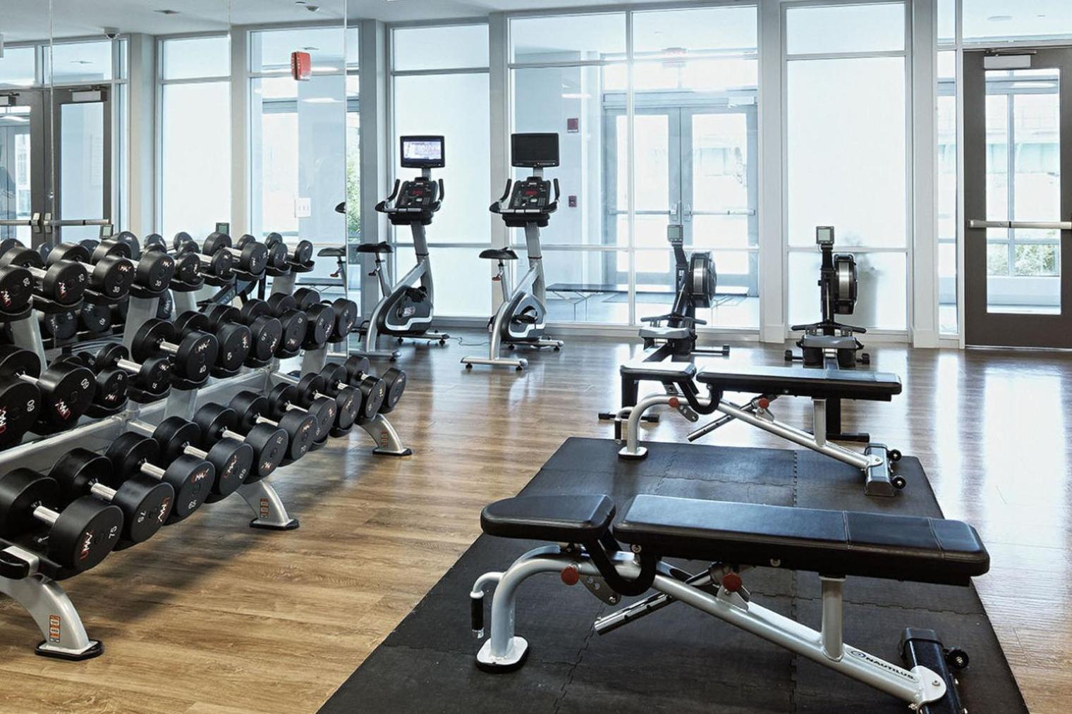 E Cambridge 2b2b W Wd Gym Steps From T Bos-520