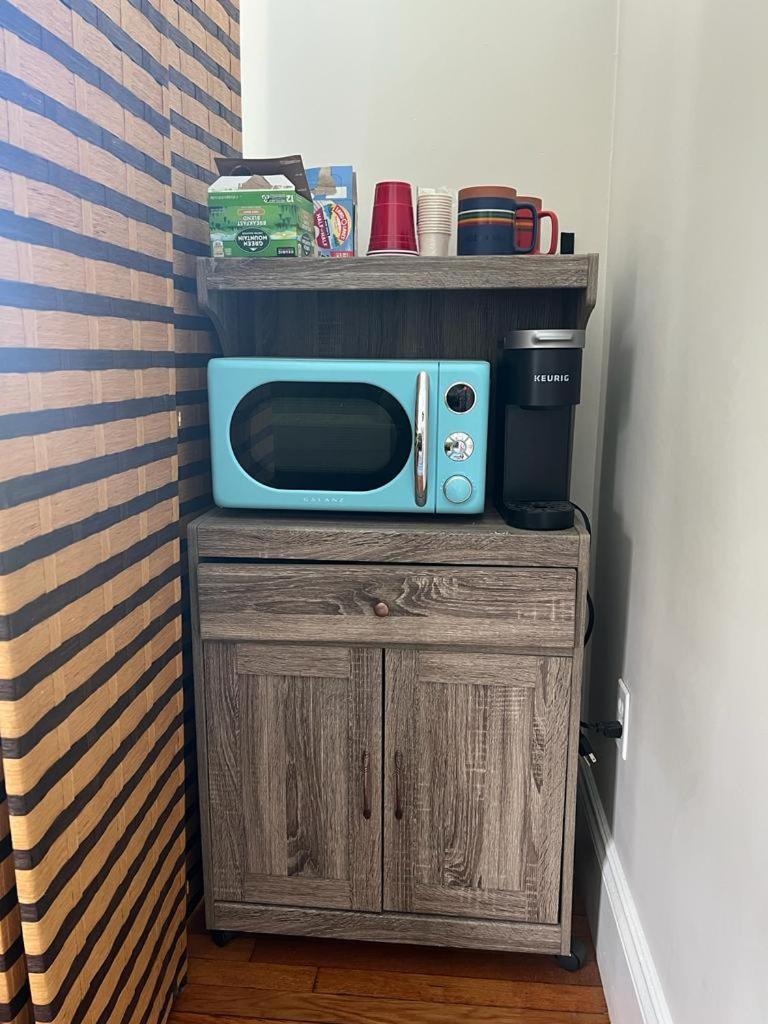 Homestay Private In A Grand House Boston