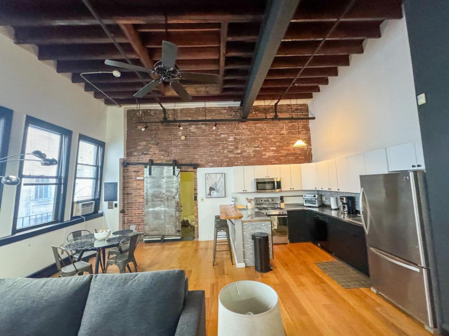 Apartment Urban Chic Retreat In Back Bay