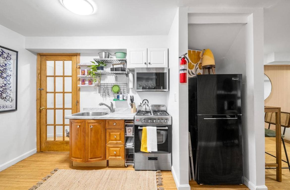 Modern 2 Bed Apt Mins To Fenway 5 Min To Train