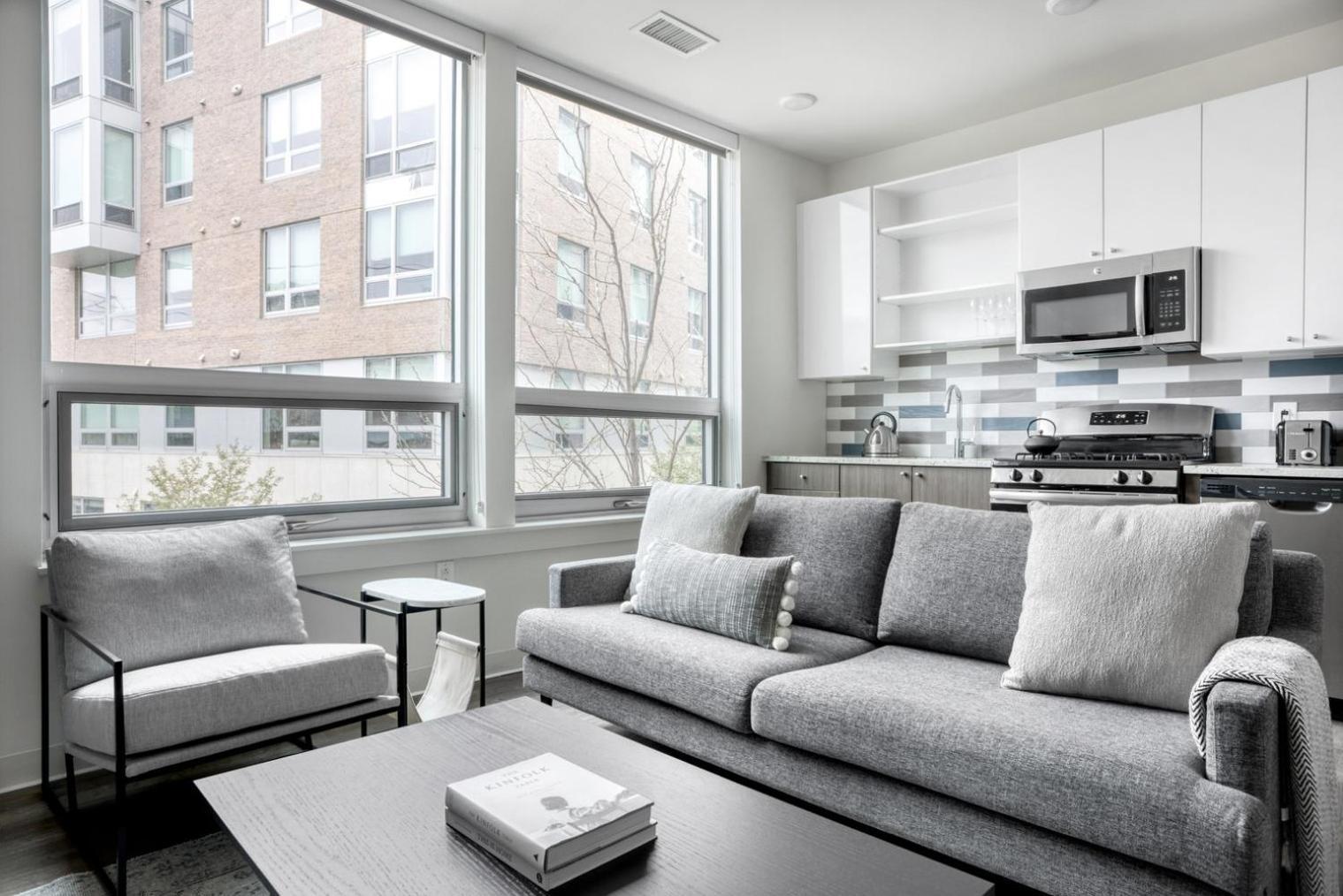 E Cambridge W Gym Wd Nr Lechmere T Bos-633 Boston
