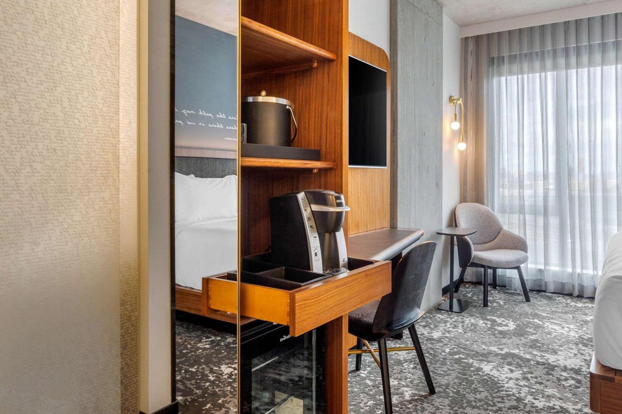 Cambria Downtown - Seaport 4* Boston