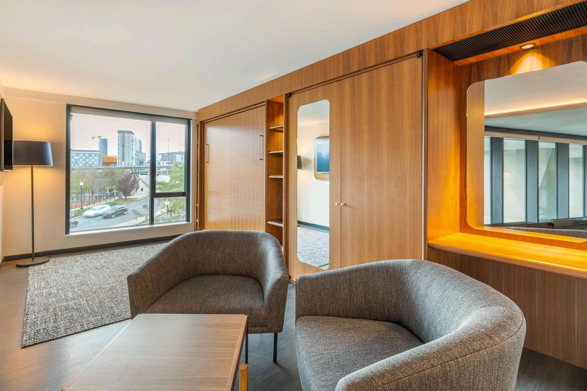 Cambria Downtown - Seaport Hotel 4*