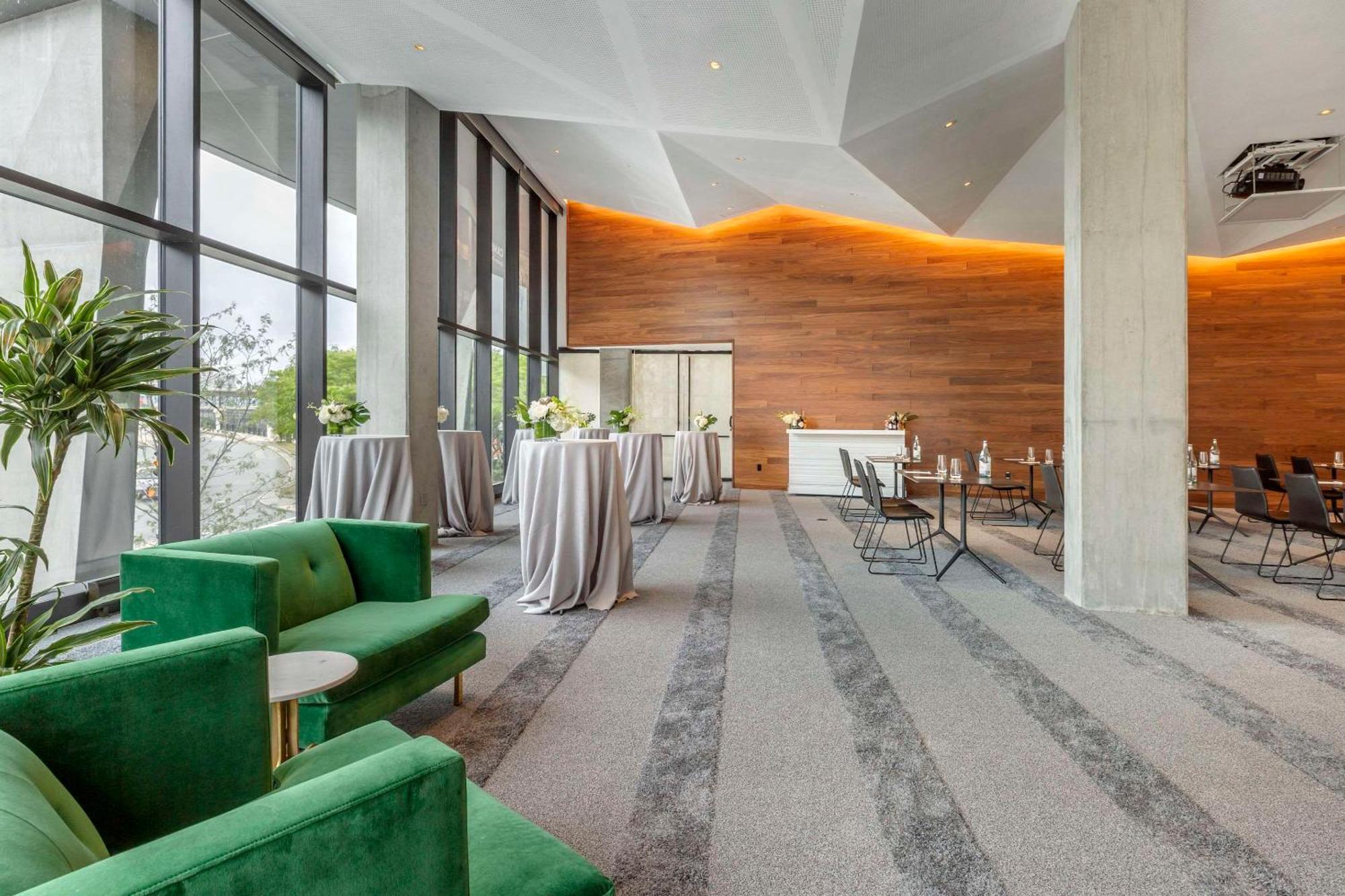 Hotel Cambria Downtown - Seaport