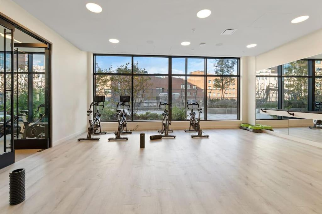 Chic 2br 2ba Retreat In The Heart Of Fenway Park Apartment *
