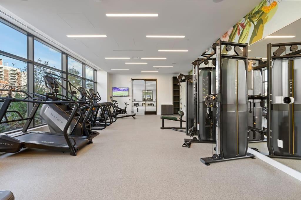 Apartment Chic 2br 2ba Retreat In The Heart Of Fenway Park