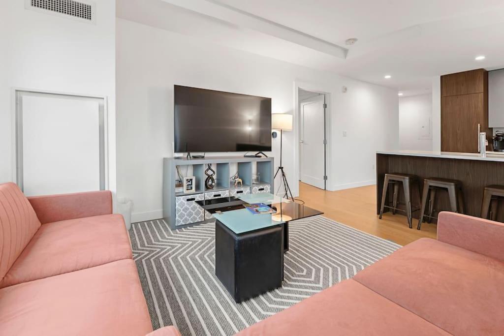 Chic 2br 2ba Retreat In The Heart Of Fenway Park Apartment Boston