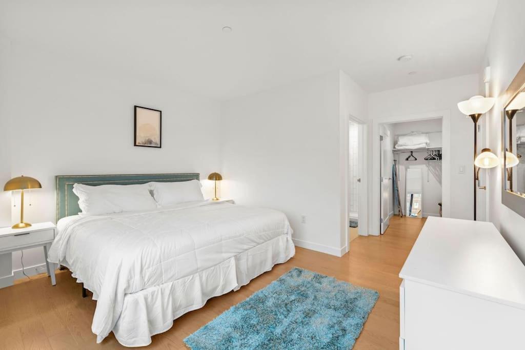 Chic 2br 2ba Retreat In The Heart Of Fenway Park * Boston