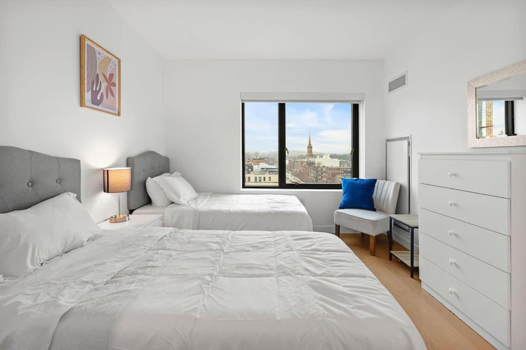 Chic 2br 2ba Retreat In The Heart Of Fenway Park *