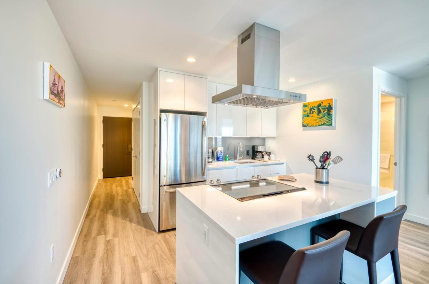 Luxury With Views - Hub-2310 Apartment