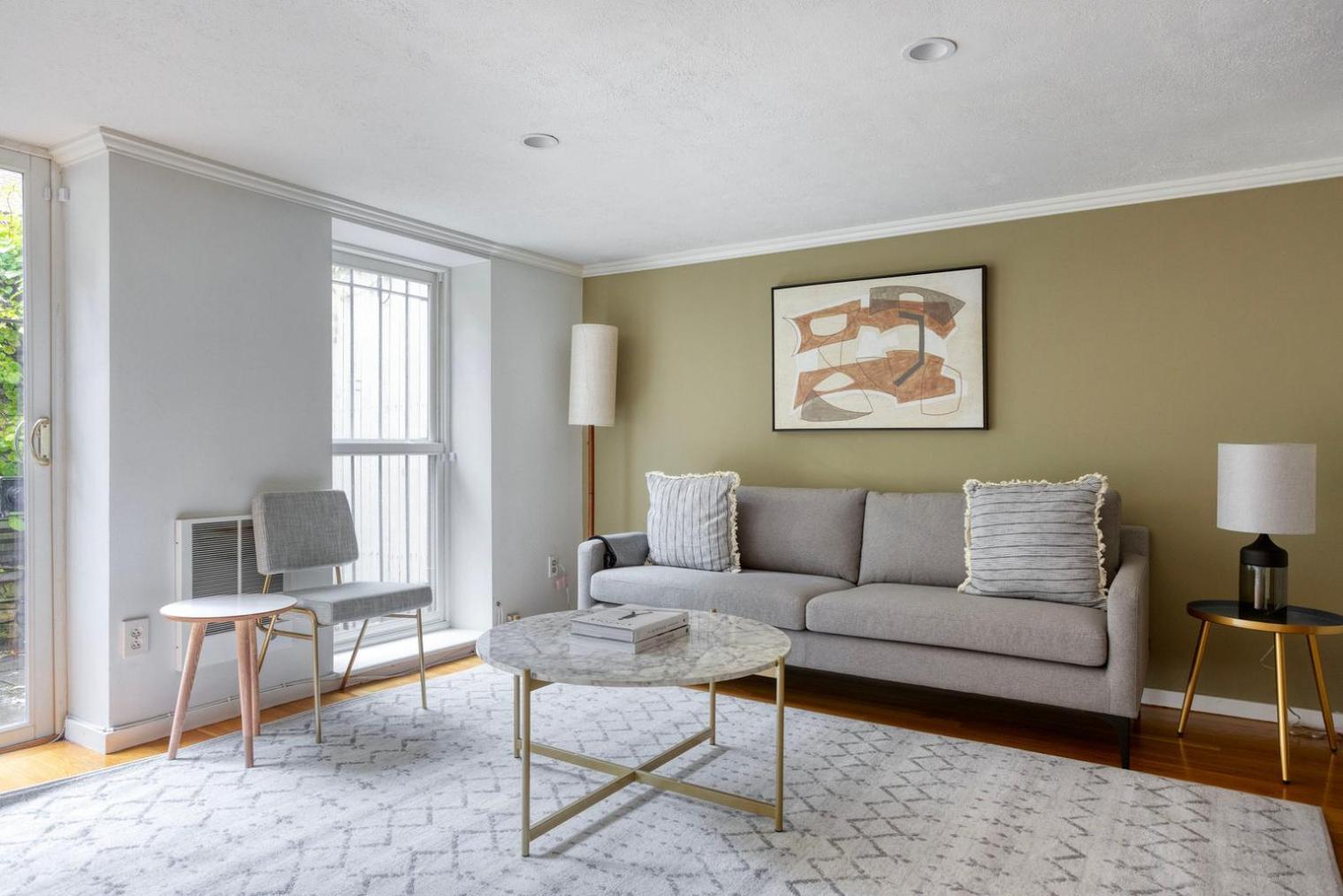 South End 2br W Wd Nr Shops Bos-938 Apartment *
