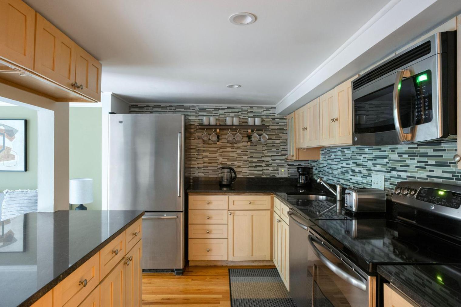 South End 2br W Wd Nr Shops Bos-938