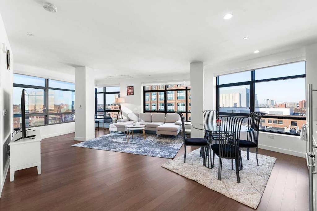 Fancy 2br 2ba Fenway