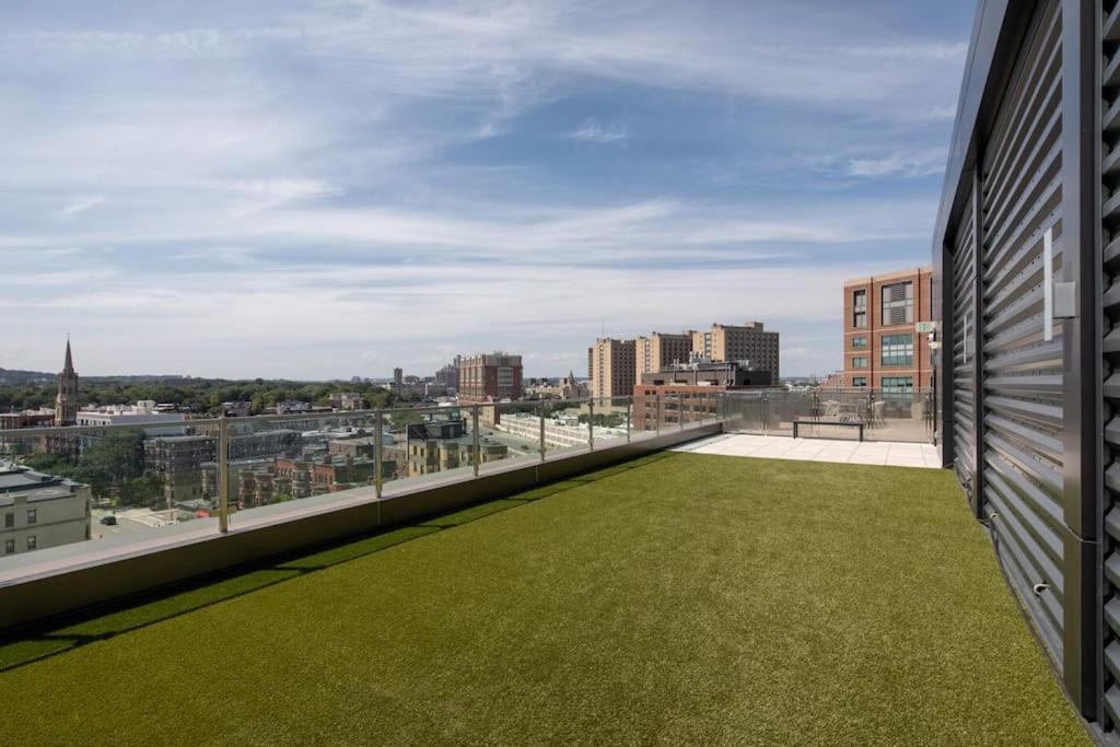Apartment Fancy 2br 2ba Fenway Boston