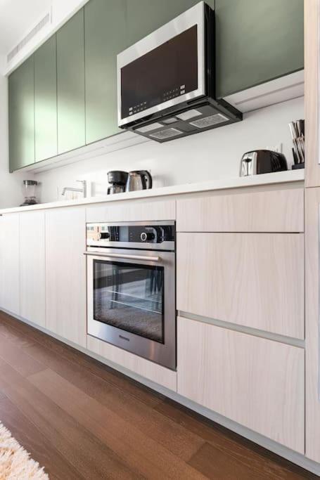Fancy 2br 2ba Fenway Apartment
