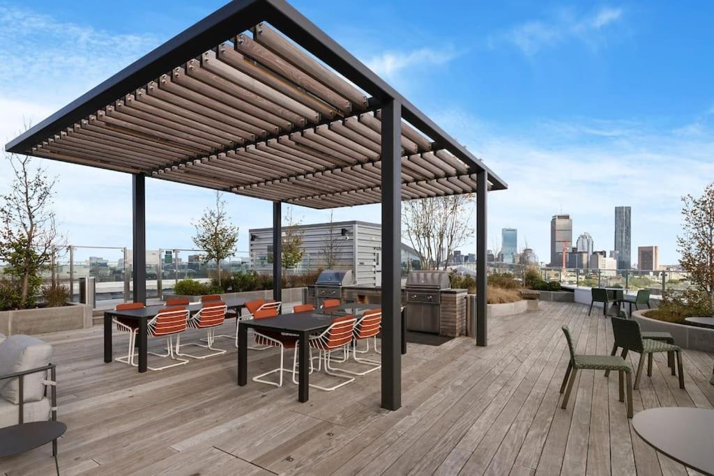 Fancy 2br 2ba Fenway