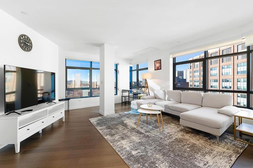 Apartment Fancy 2br 2ba Fenway Boston
