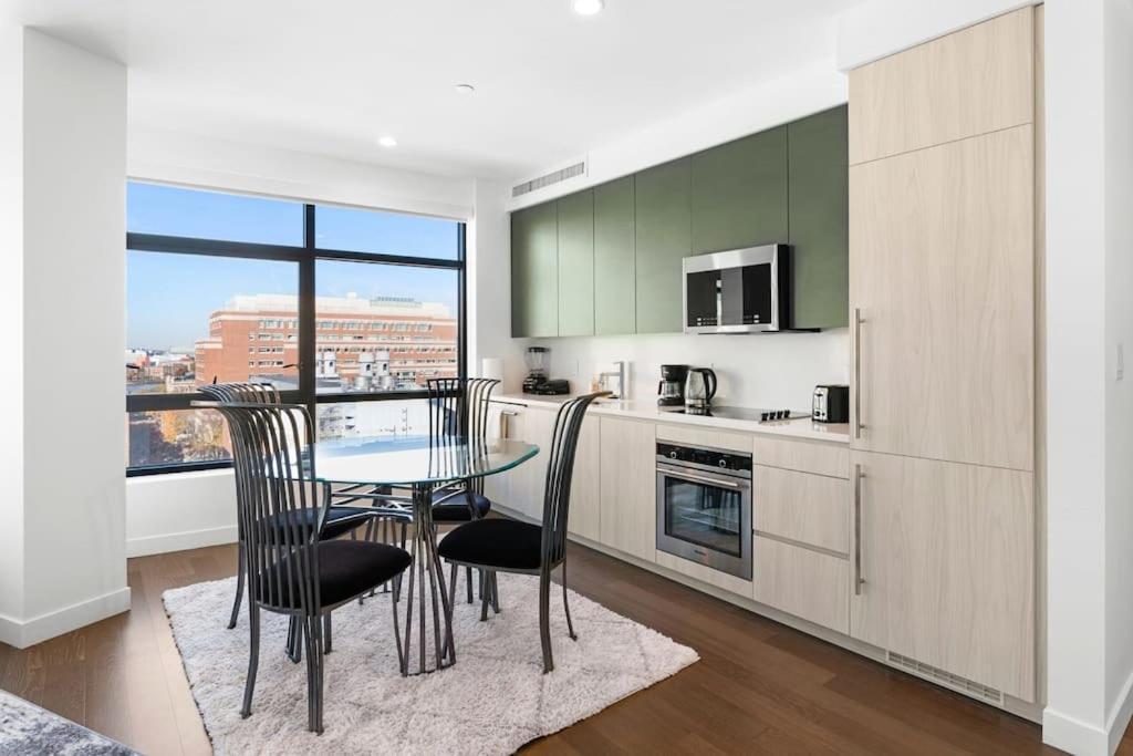 Fancy 2br 2ba Fenway *