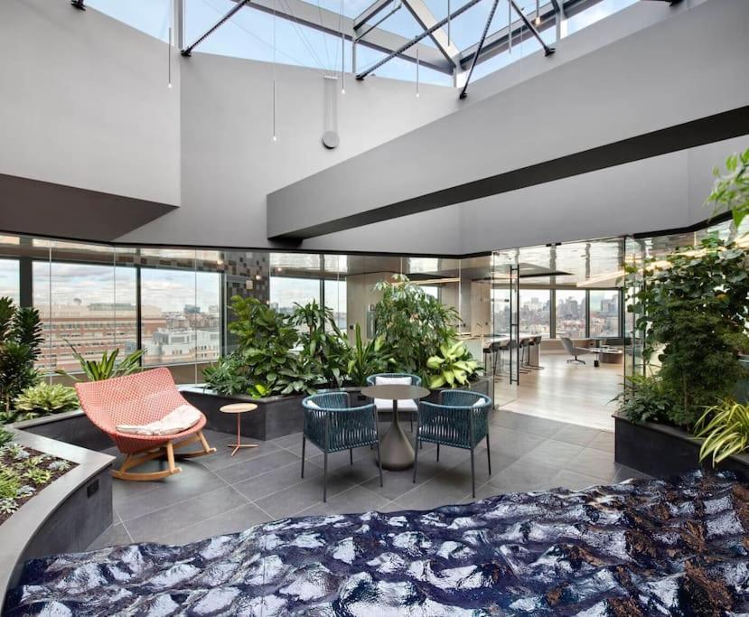 Fancy 2br 2ba Fenway Apartment *