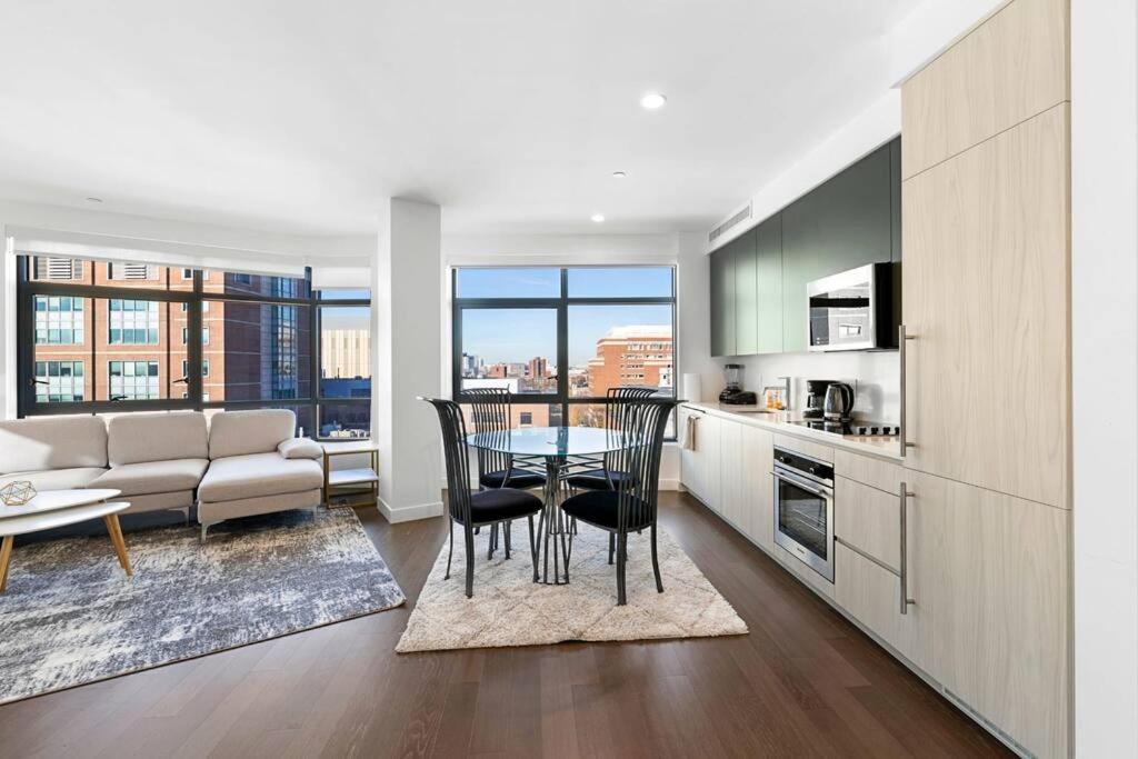 Fancy 2br 2ba Fenway * Boston
