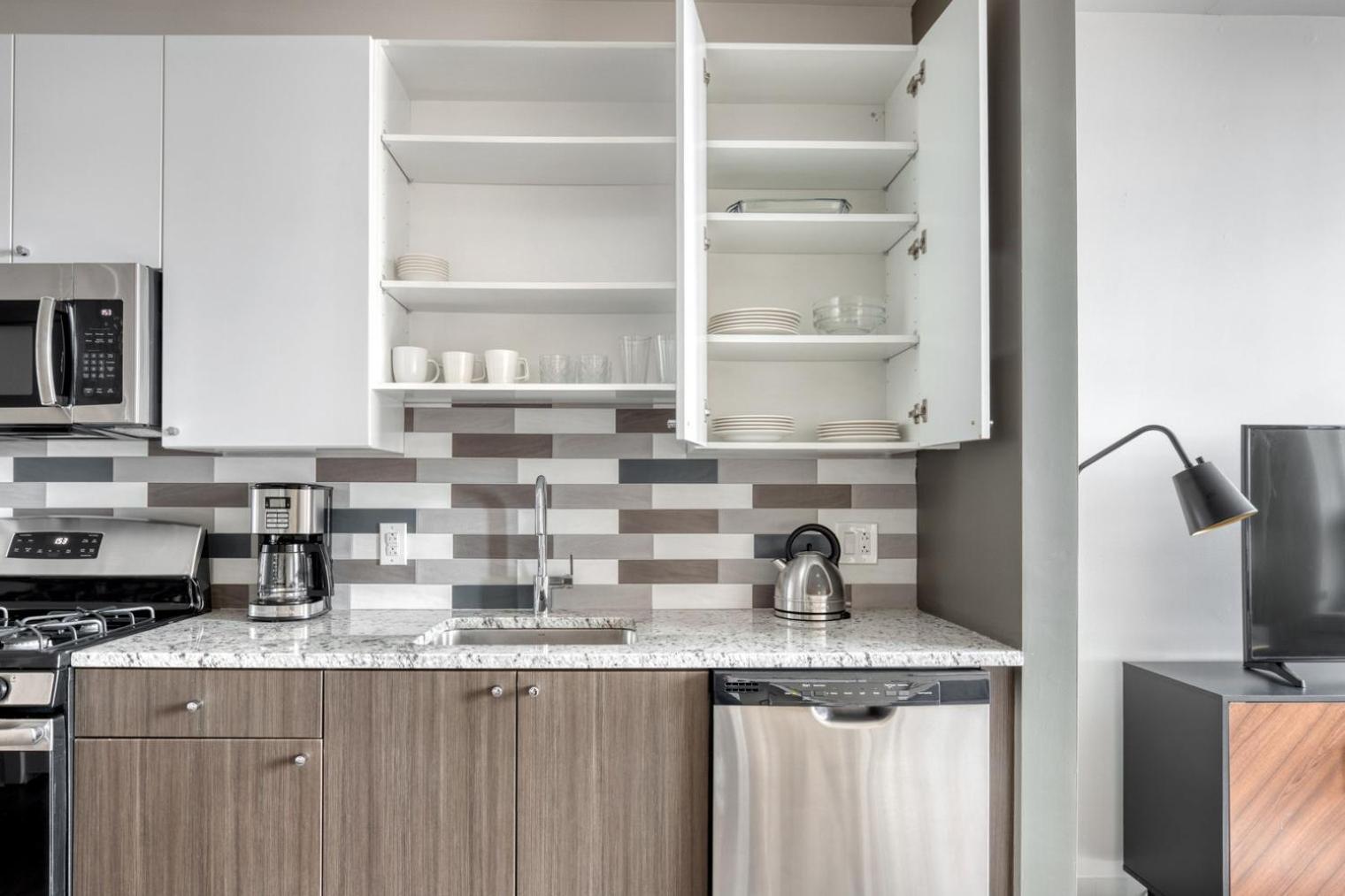 East Cambridge 1br W Wd Gym Nr Lechmere T Bos-862