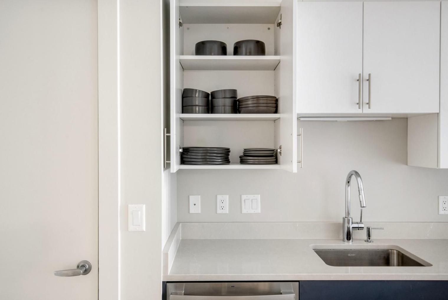 Burlington Jr 1br W Gym Wd Nr Dining Shops Bos-980 Apartment