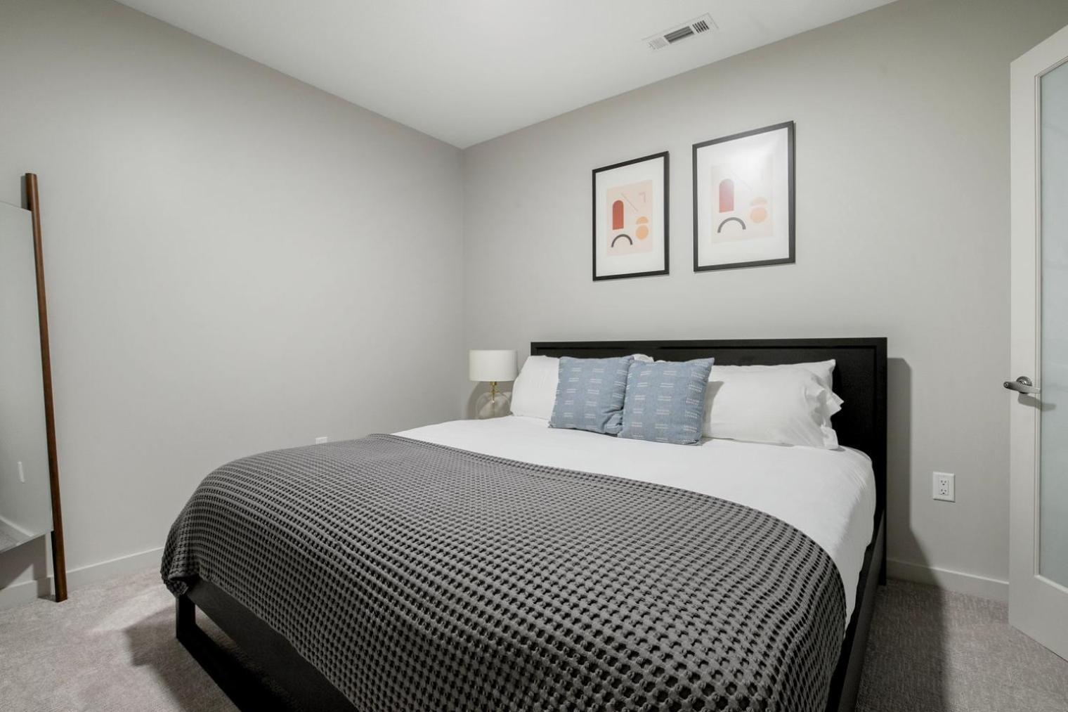 Burlington Jr 1br W Gym Wd Nr Dining Shops Bos-980