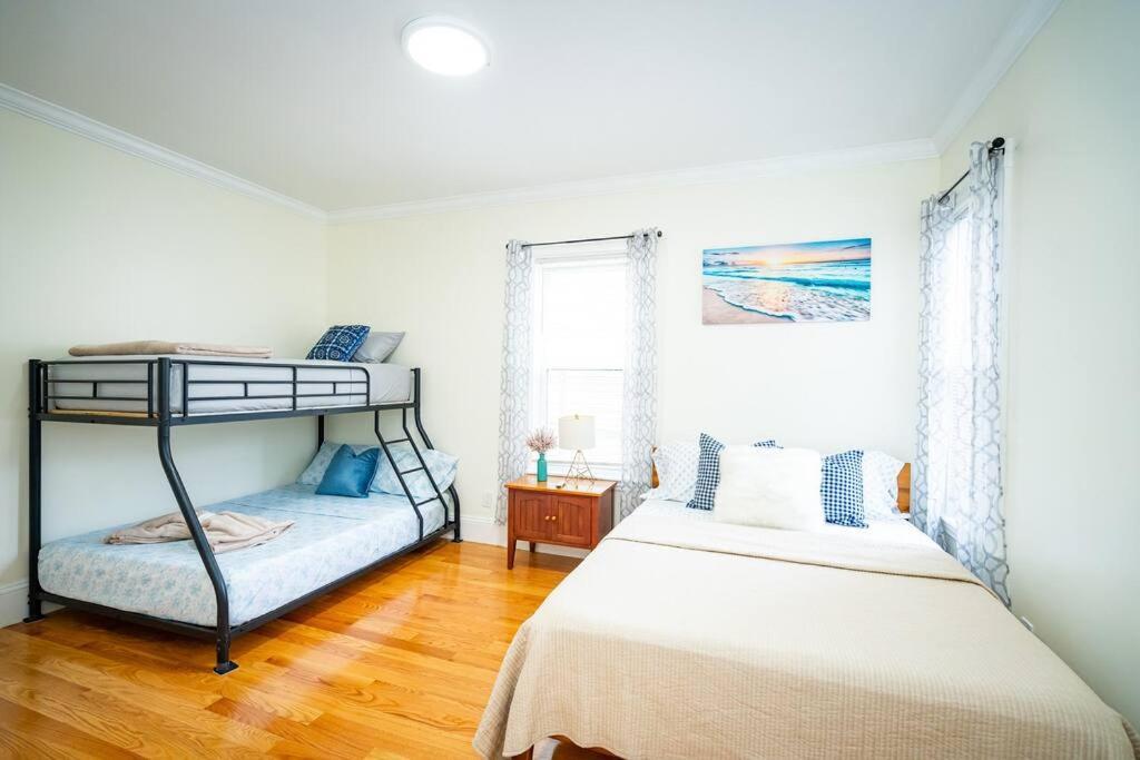 14a-elegant, Newly Renovated In Apartment Boston