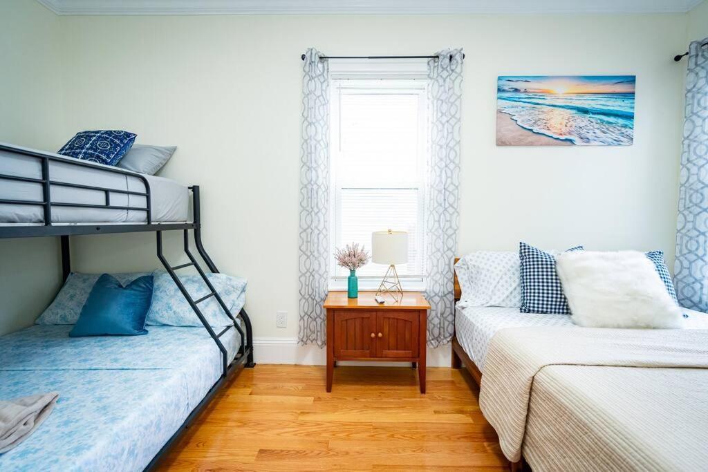 14a-elegant, Newly Renovated In *