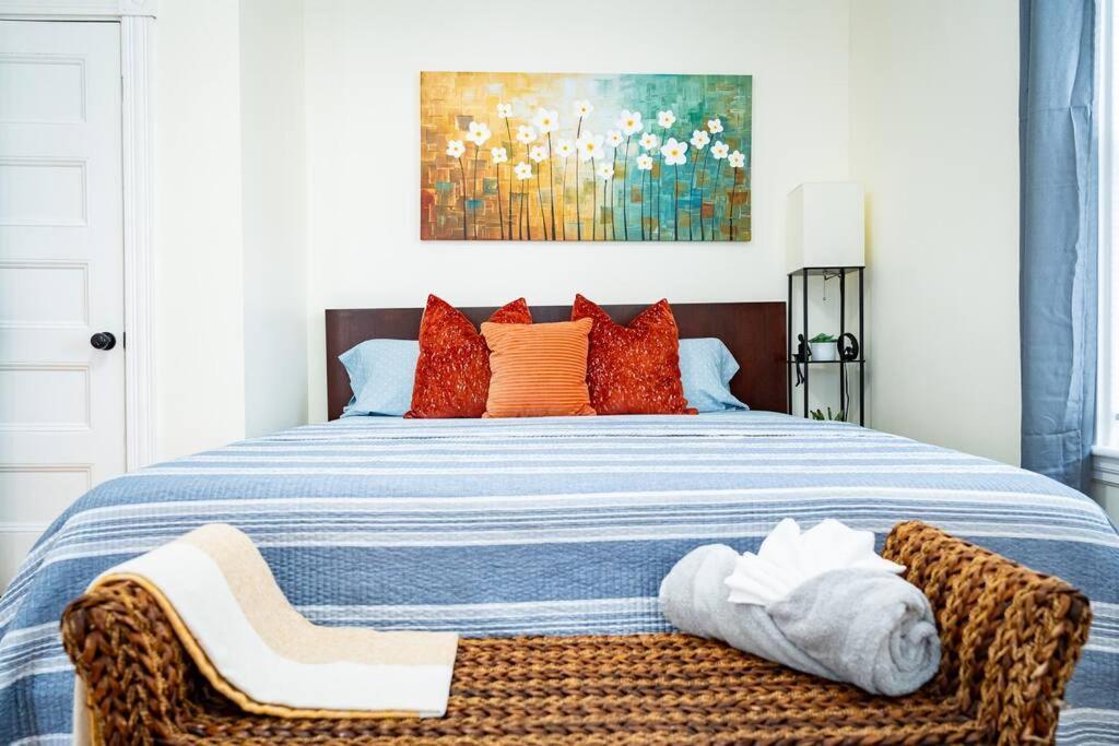 14a-elegant, Newly Renovated In Apartment Boston