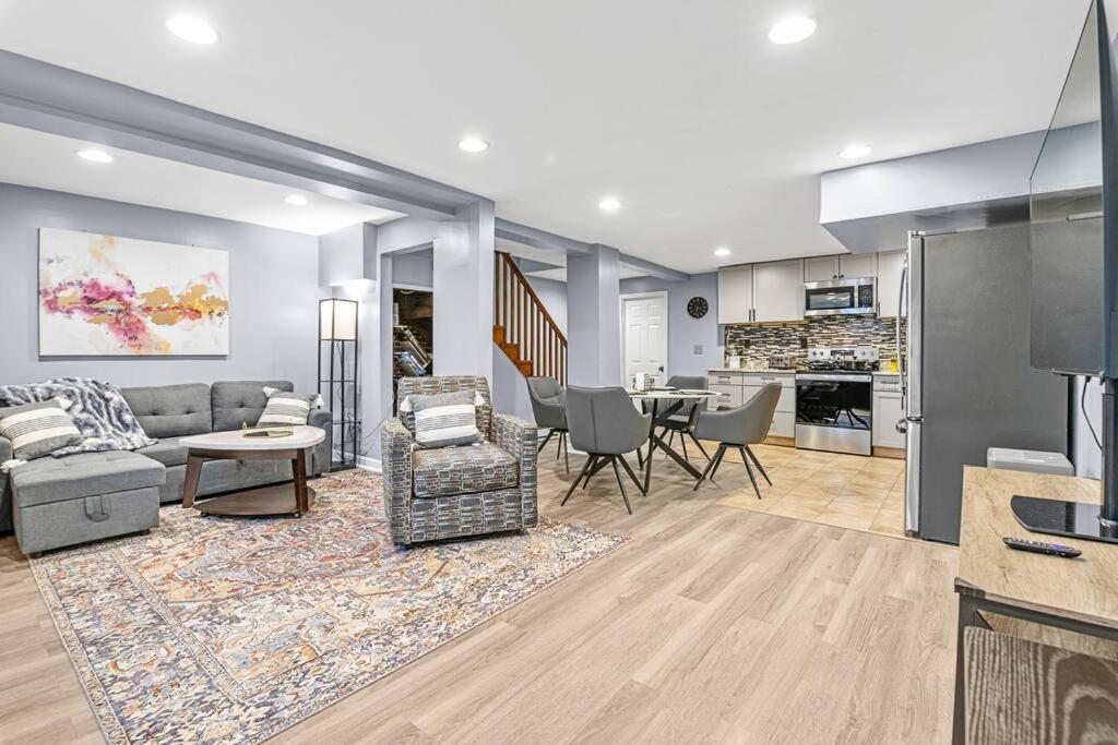 Apartment Luxe And Spacious 3bd 2ba W Free Parking