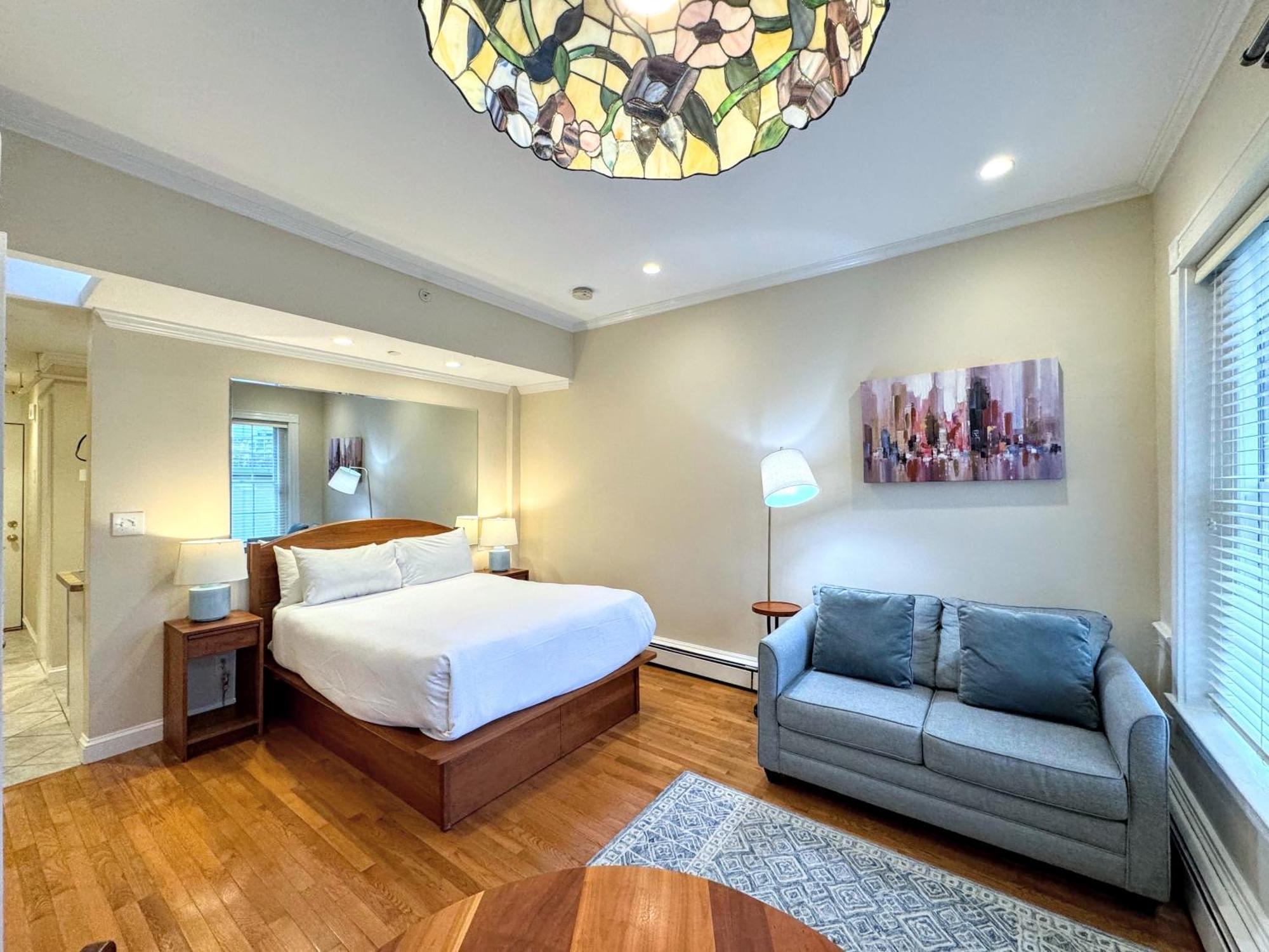Inn Copley House