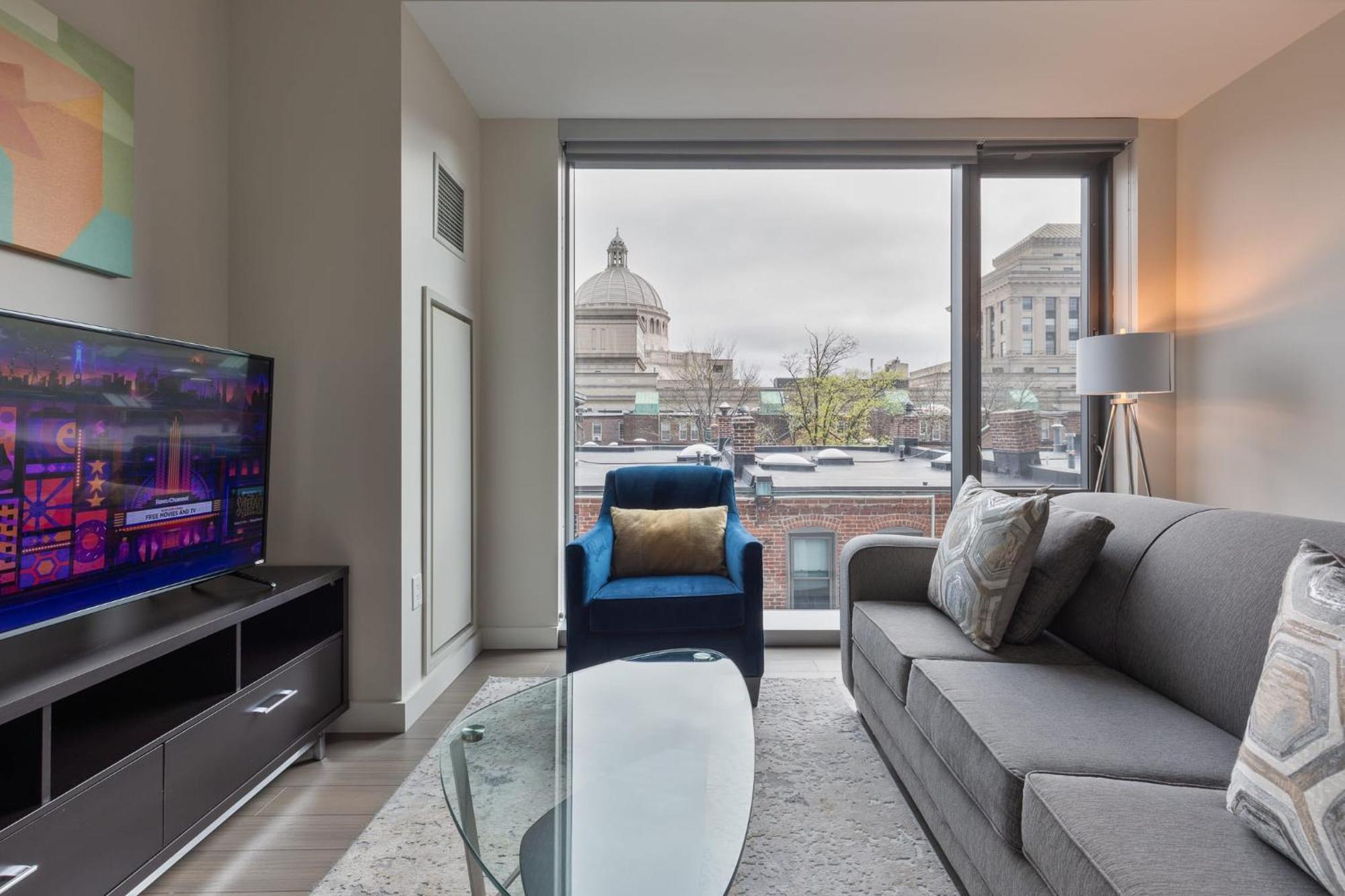 Modern Back Bay - 30-305