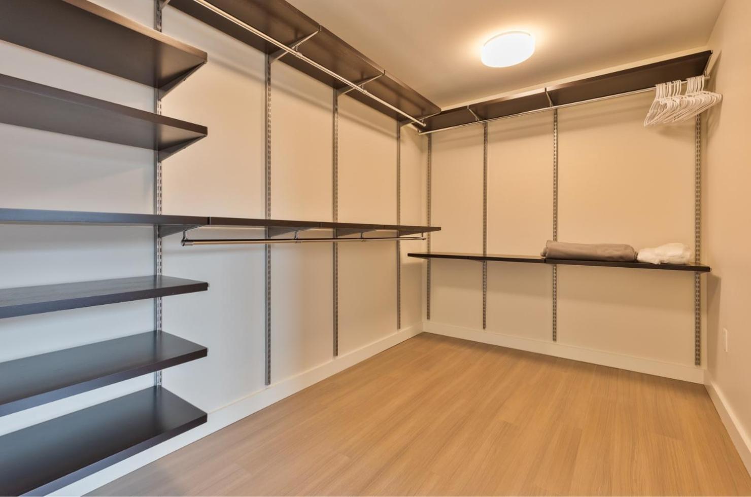 Modern Back Bay - 30-305