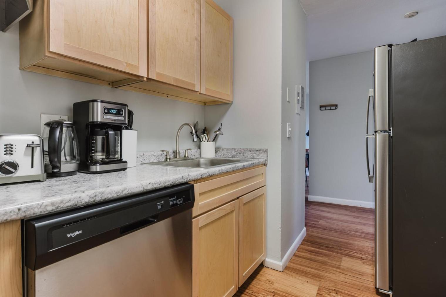 Blueground Longwood 2bd Bos-1111