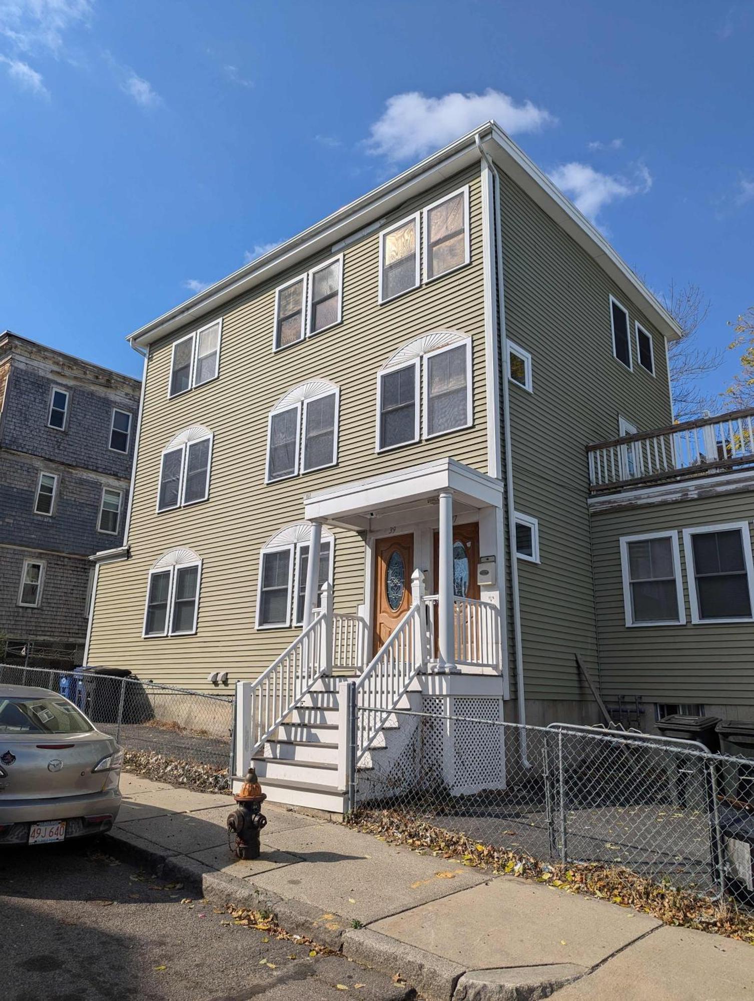 39 Woodford Street Ma
