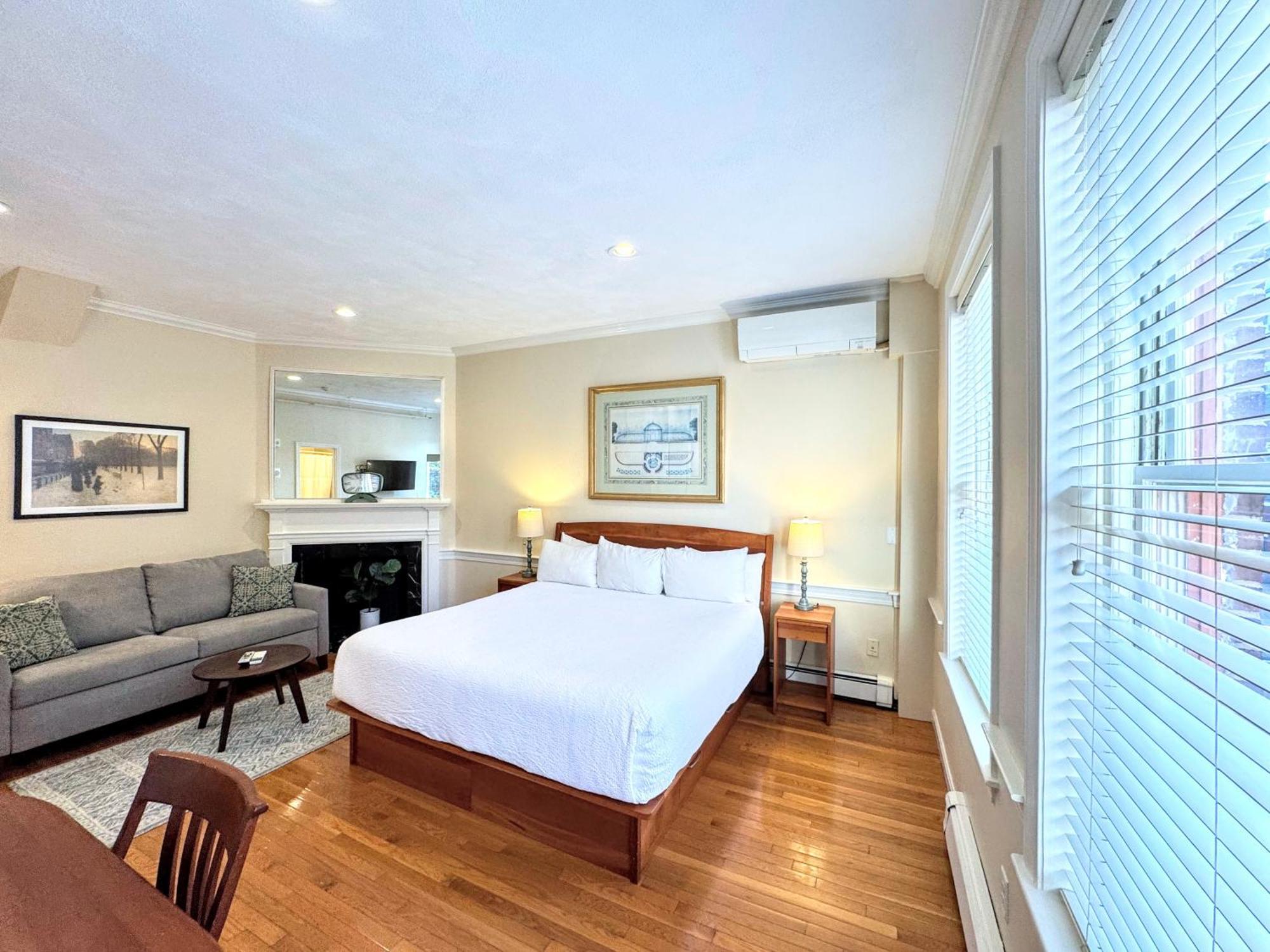 Inn Copley House