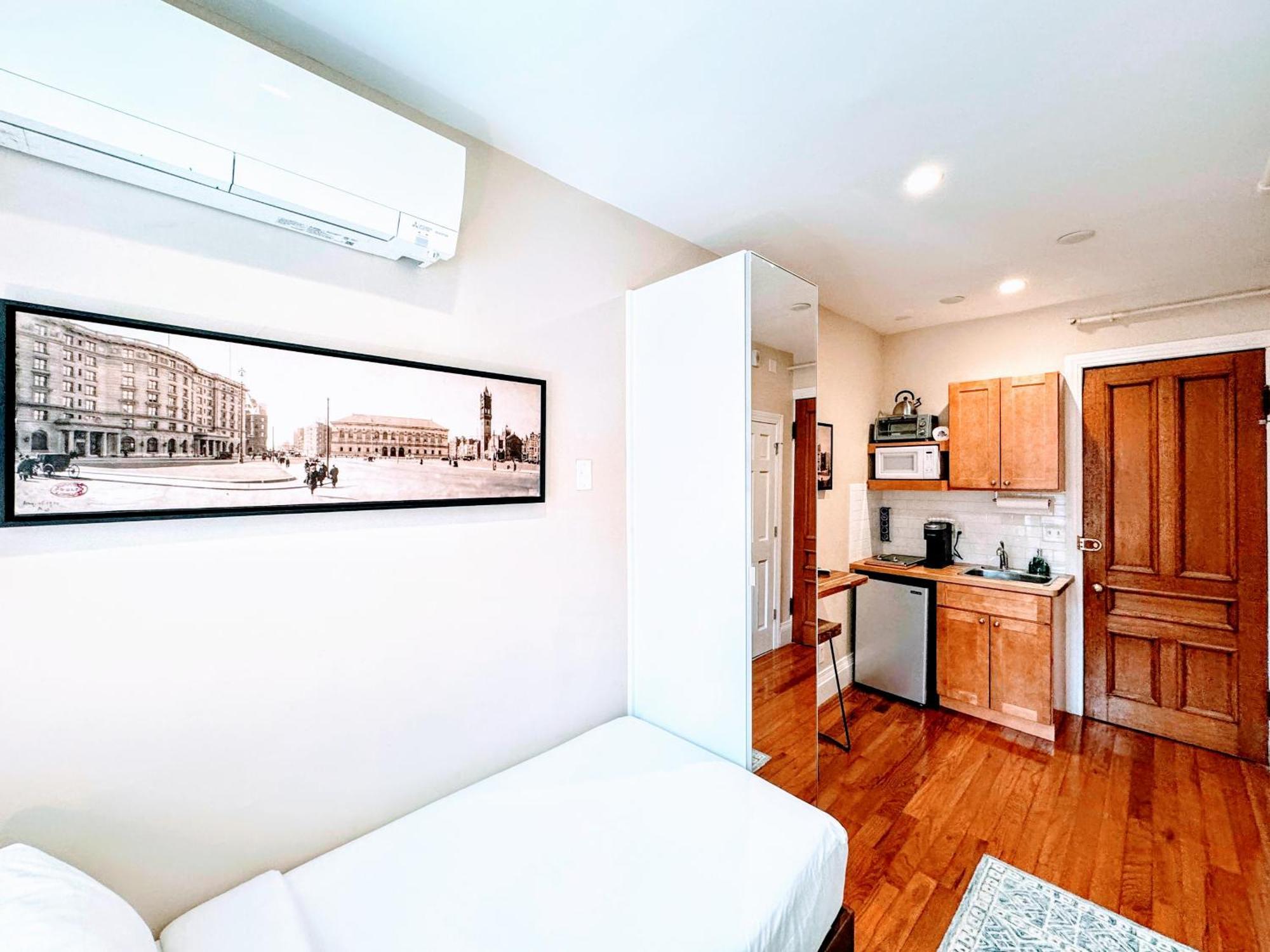 Inn Copley House 2*