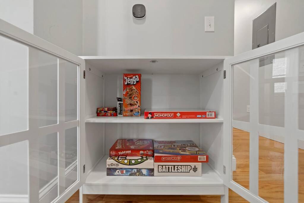 Apartment Modern Steps From Zoo & Golf Course *