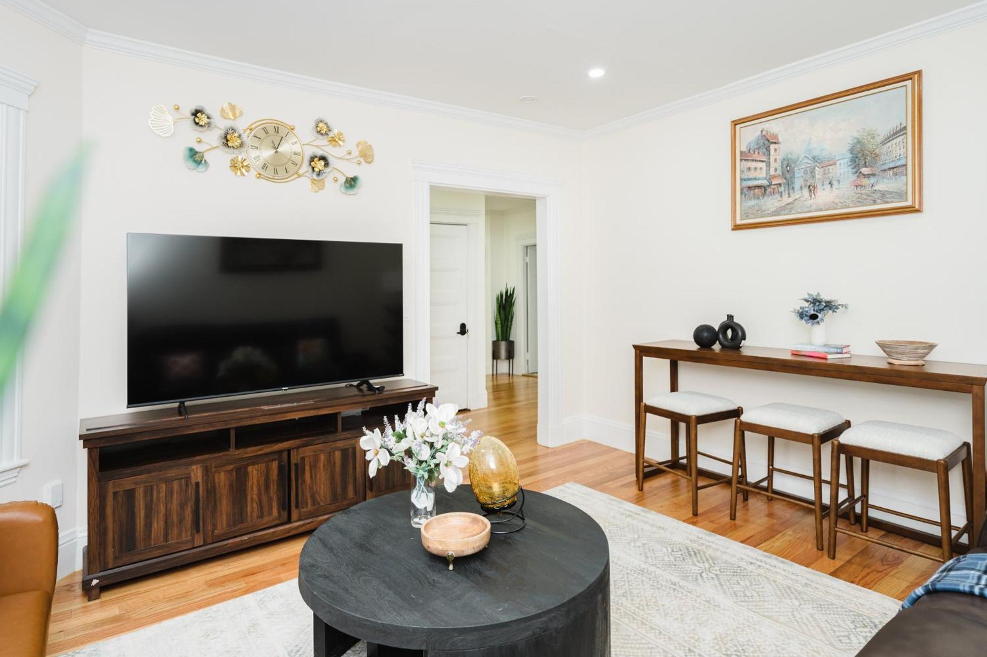 Apartment 76 Carruth - 4br Cozy And Lovely *