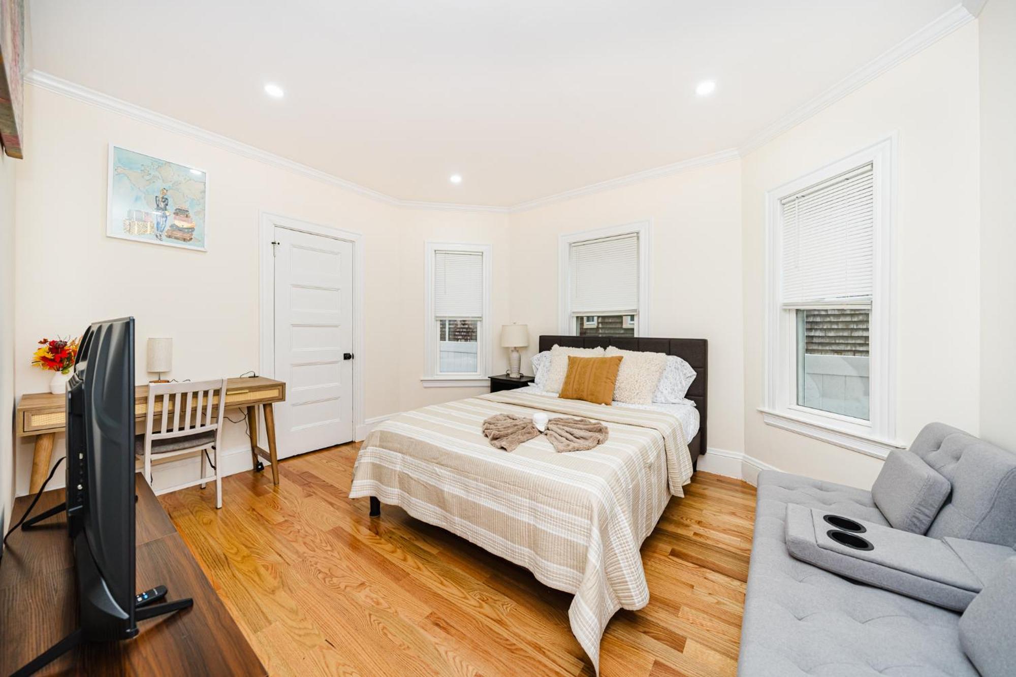 Apartment 76 Carruth - 4br Cozy And Lovely *