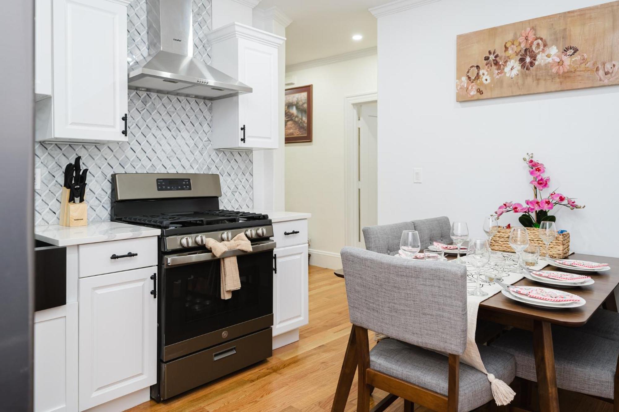 Apartment 76 Carruth - 4br Cozy And Lovely Boston
