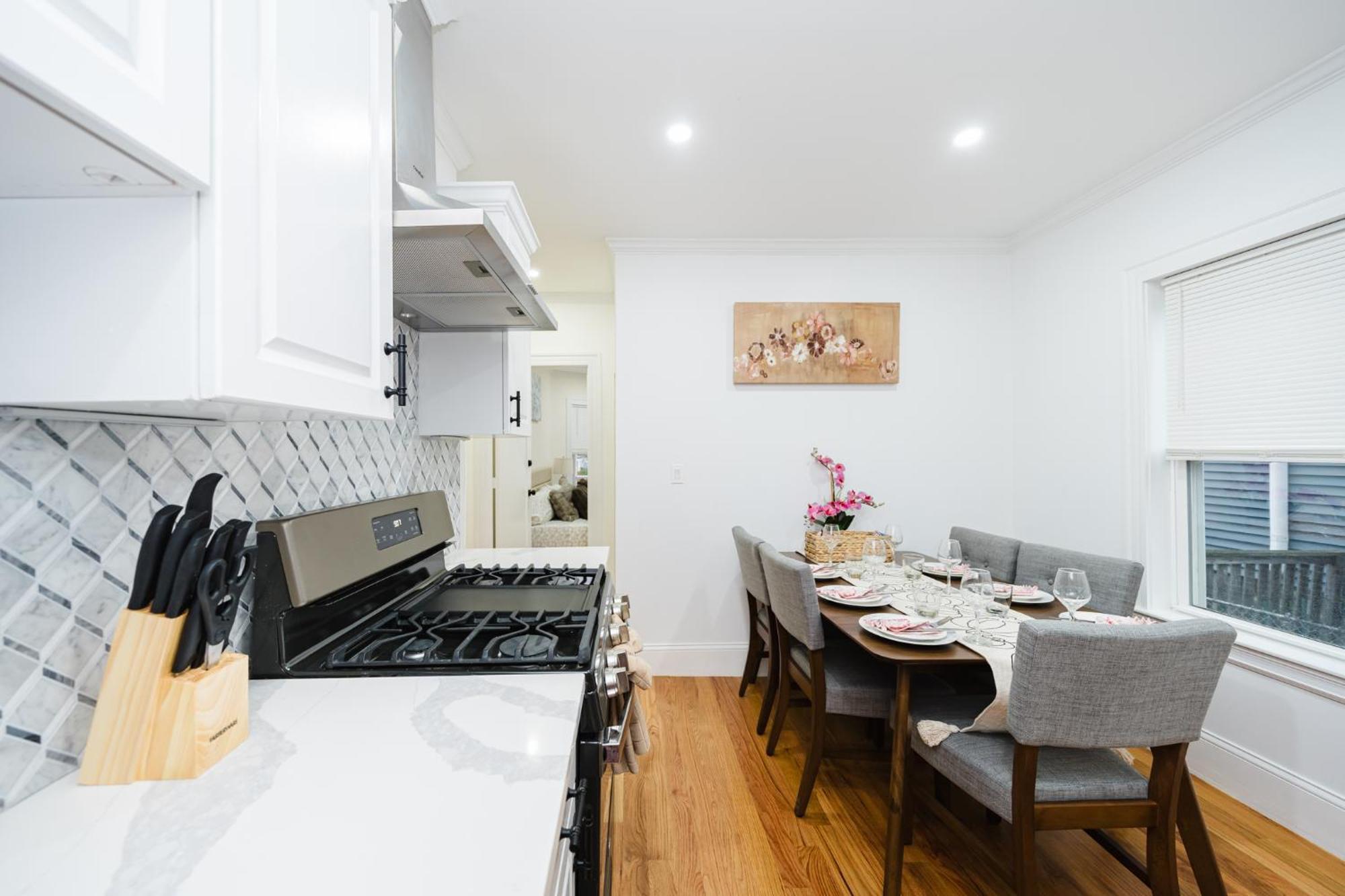 Apartment 76 Carruth - 4br Cozy And Lovely Boston