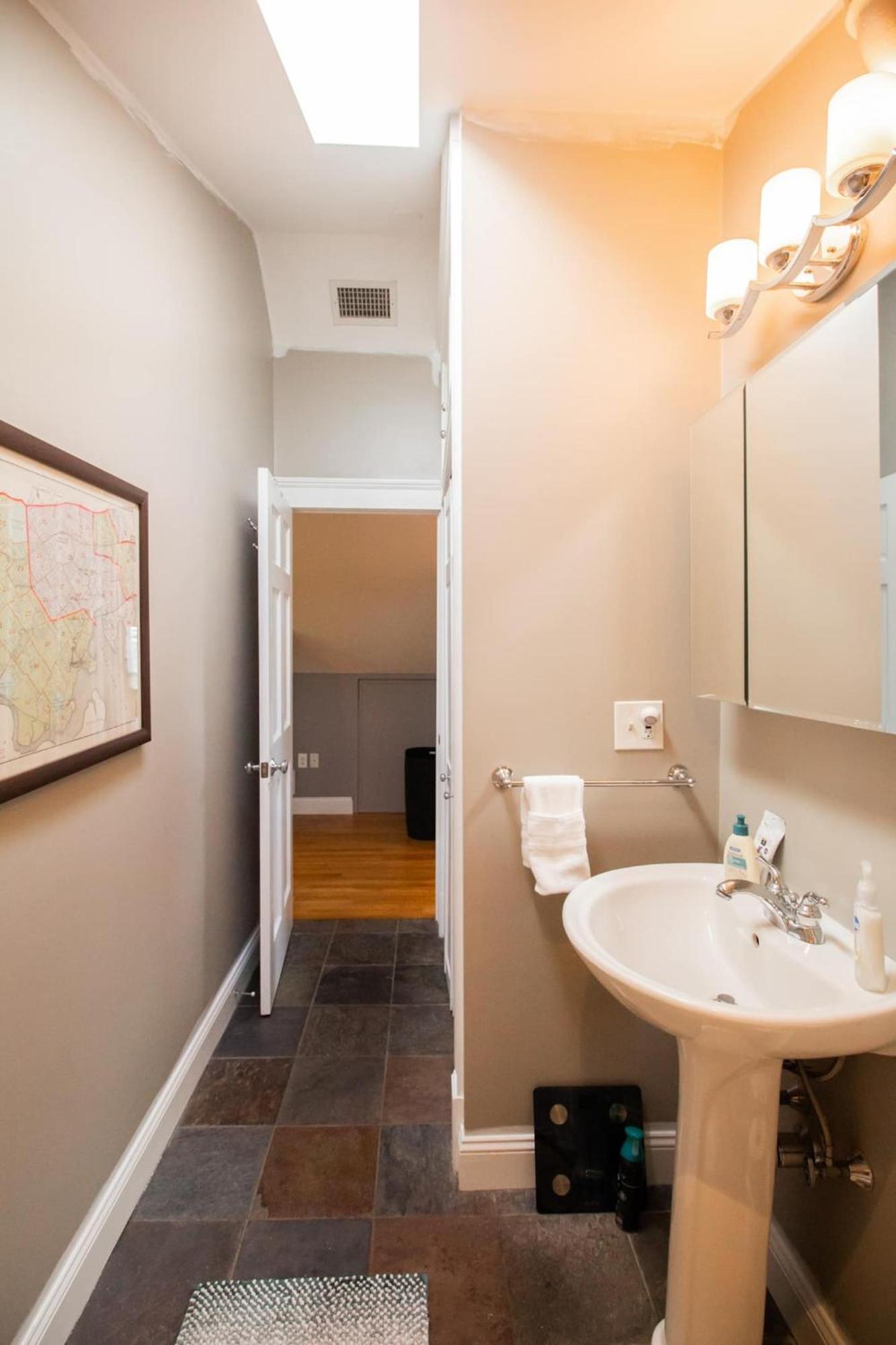 Pristine 1bed In Savin Hill Apartment *