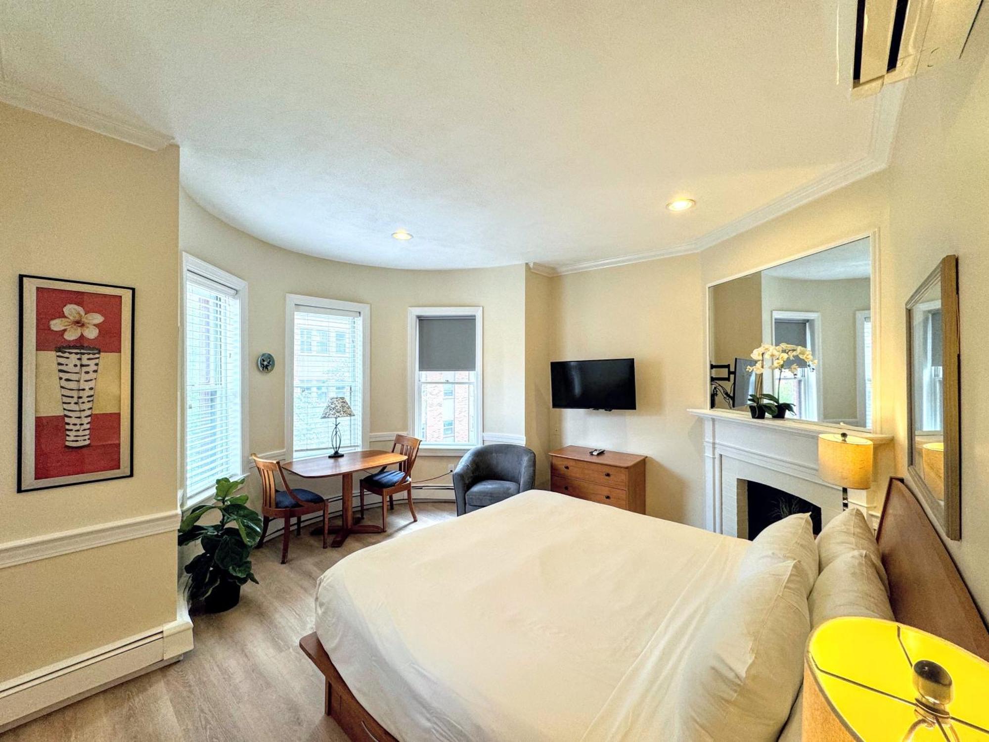 Inn Copley House