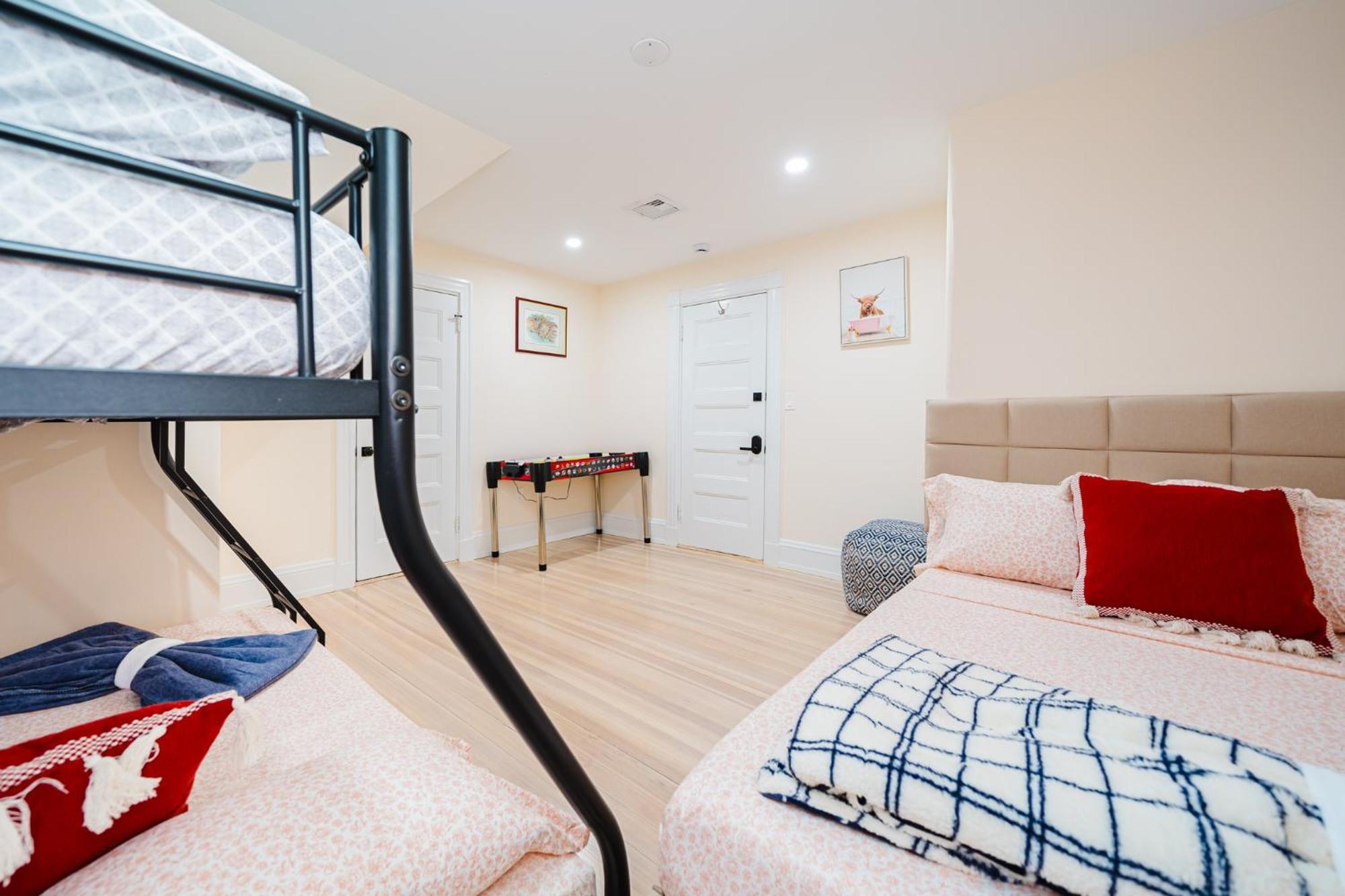 76-2 5br Cozy In *